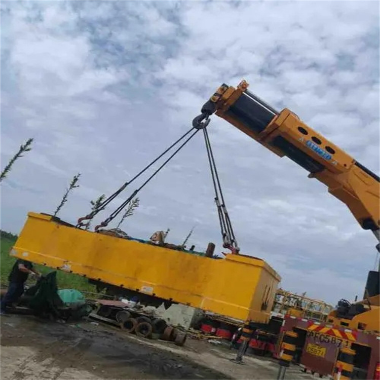 永顺吊车吊集装箱需要多少钱